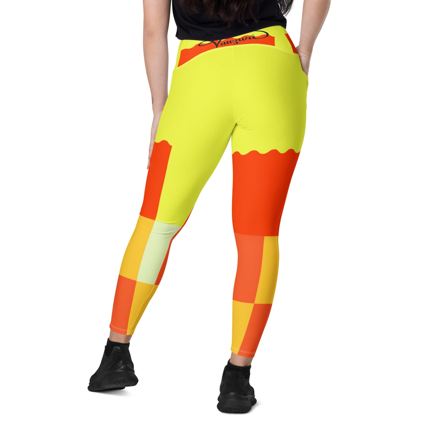 Crossover leggings with pockets