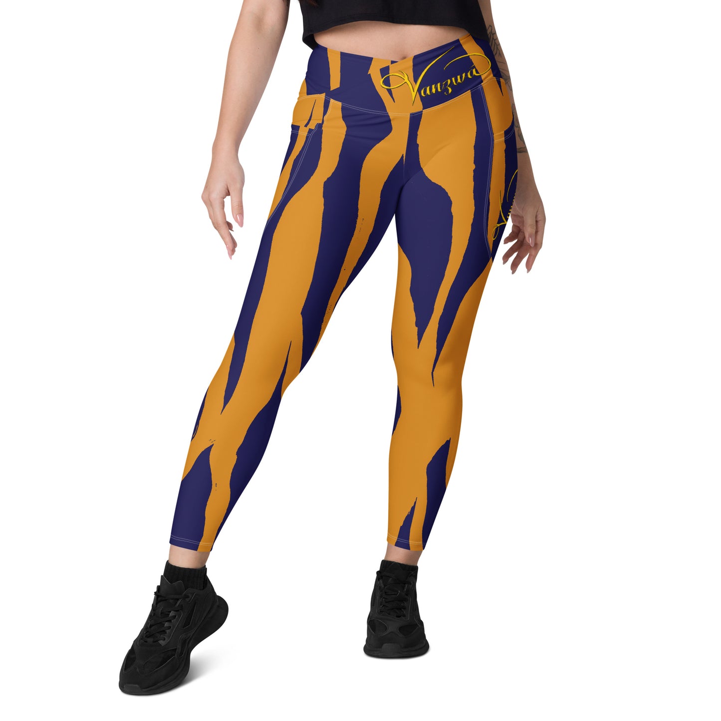 Crossover leggings with pockets