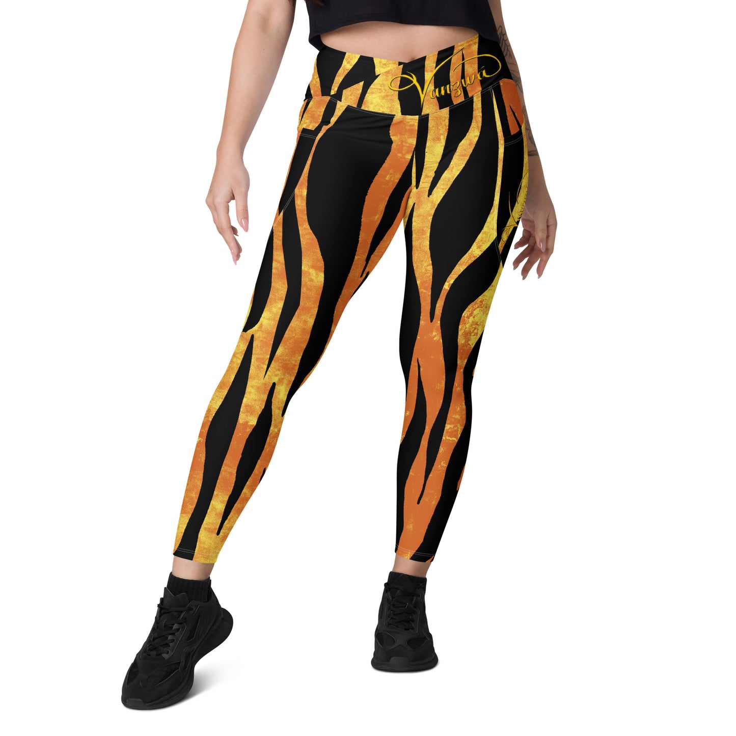 Crossover leggings with pockets