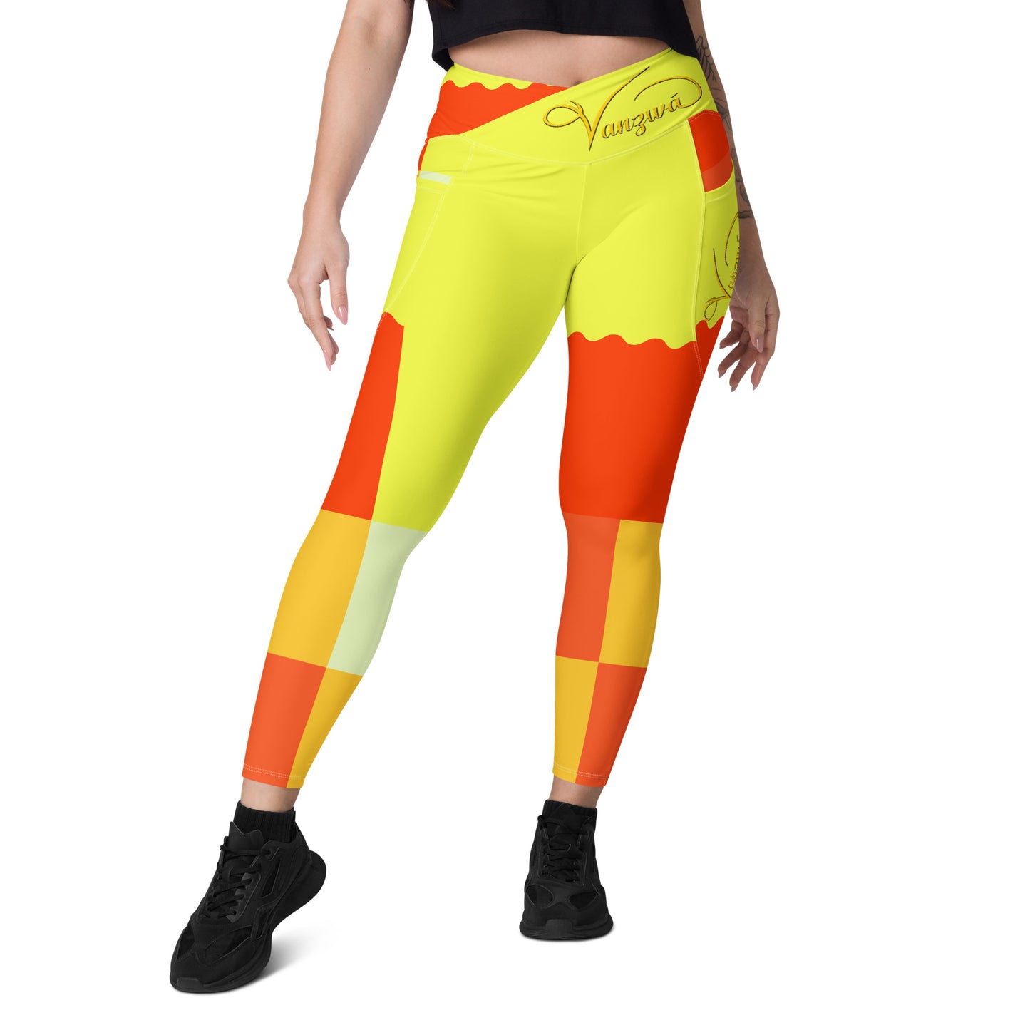 Crossover leggings with pockets