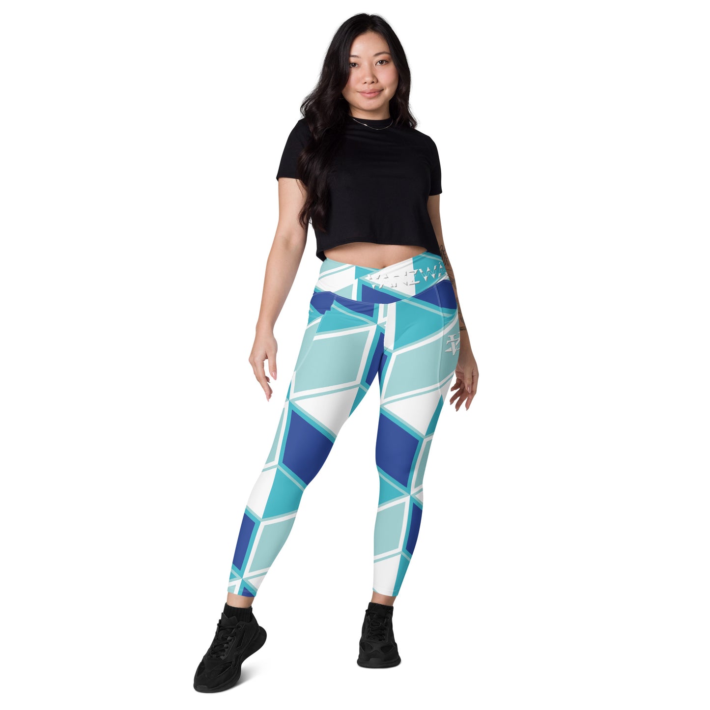 Crossover leggings with pockets