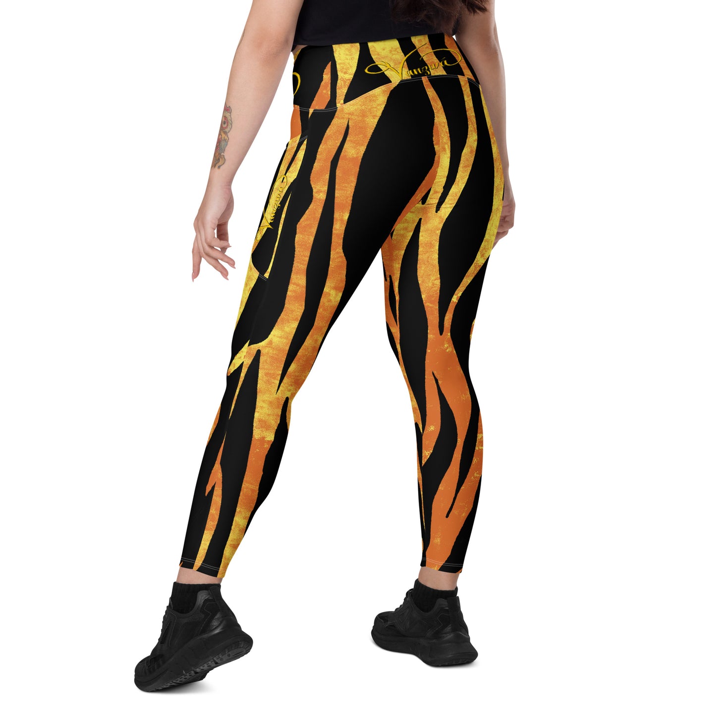 Crossover leggings with pockets