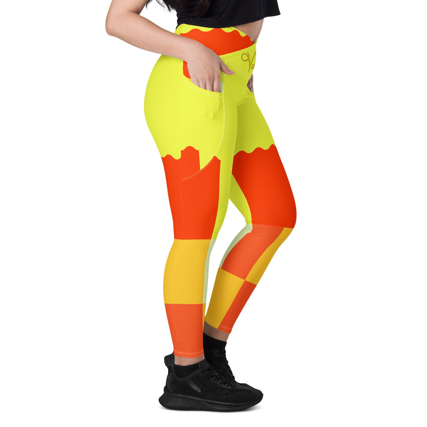 Crossover leggings with pockets